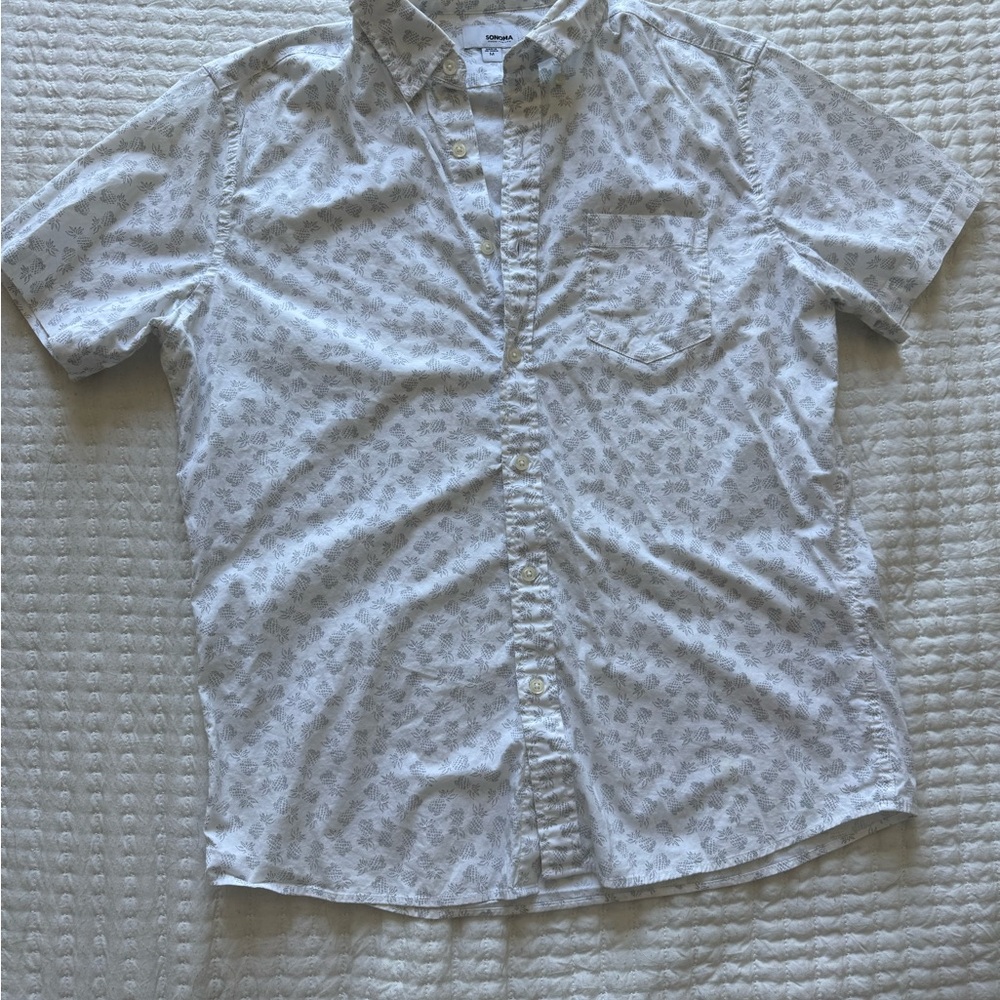 Sonoma Men's White Patterned Button-Down Shirt